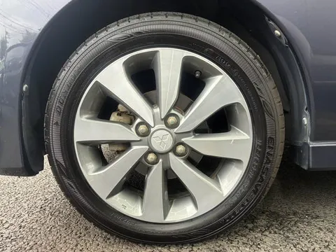 Mitsubishi eK Space Custom
