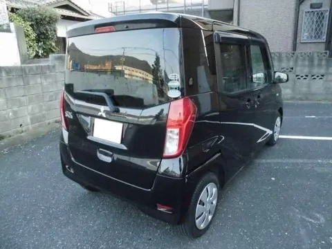Mitsubishi eK Space