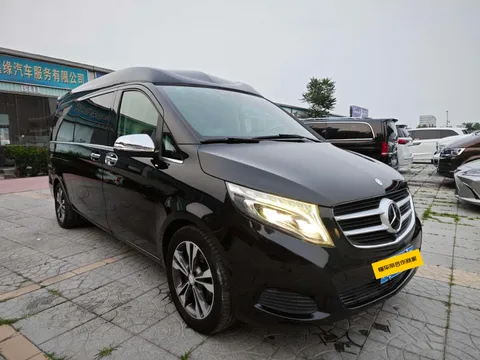 Mercedes-Benz V-Class