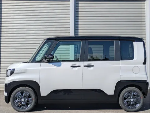 Mitsubishi Delica Mini