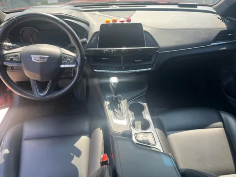 Cadillac CT4