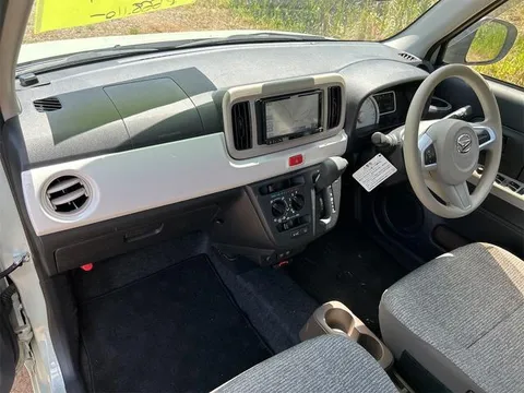 Daihatsu Mira Tocot