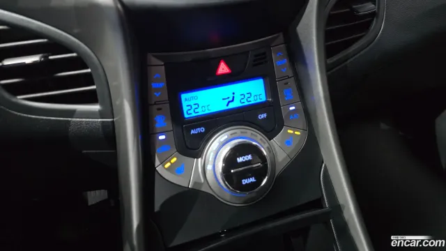 Hyundai Elantra (Avante)