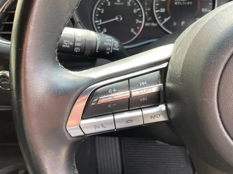 Mazda MAZDA3 Fastback