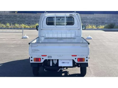 Nissan Clipper Truck