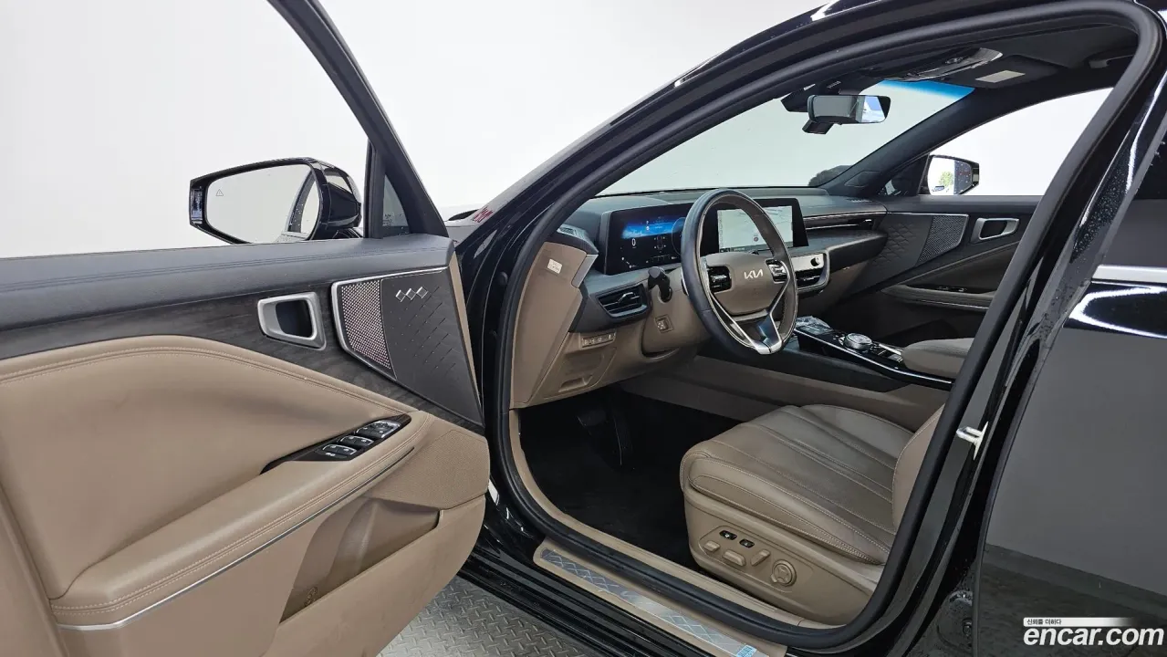 Kia K8