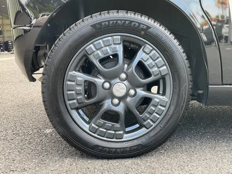 Mitsubishi Delica Mini