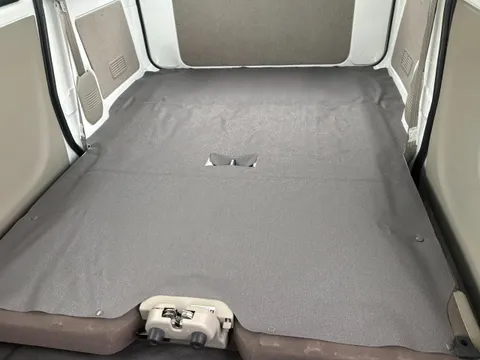Mitsubishi Minicab Van