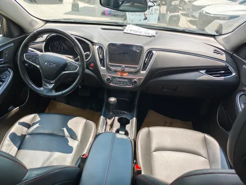 Chevrolet Malibu XL