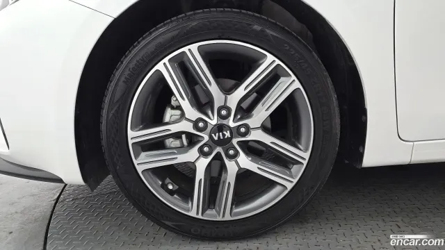 Kia Cerato (K3)