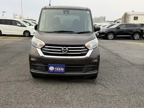Nissan Dayz Roox