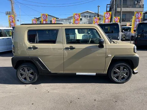 Daihatsu Taft