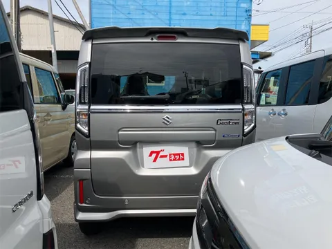 Suzuki Spacia Custom