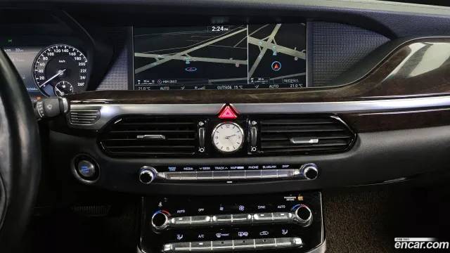 Genesis G90 (EQ900)