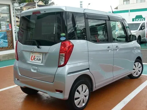 Mitsubishi eK Space