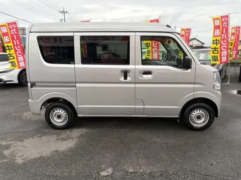 Nissan Clipper