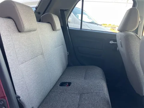 Daihatsu Mira Tocot