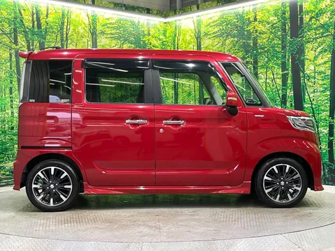 Suzuki Spacia Custom
