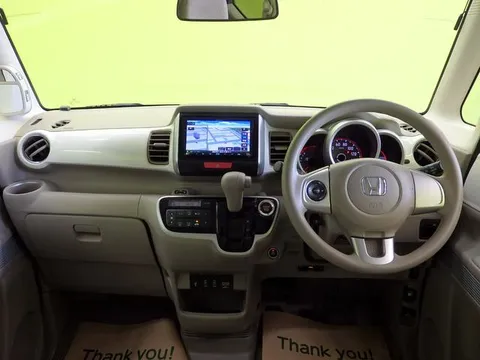 Honda N-BOX Slash