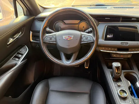 Cadillac XT4