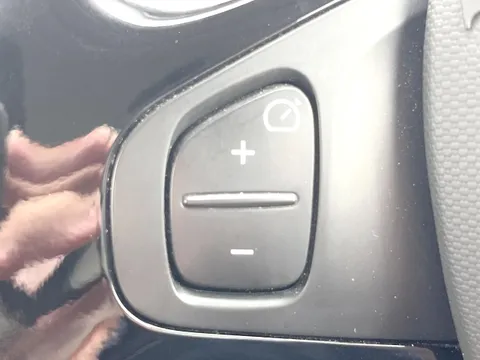 Renault Lutecia