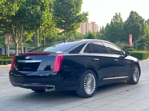 Cadillac XTS