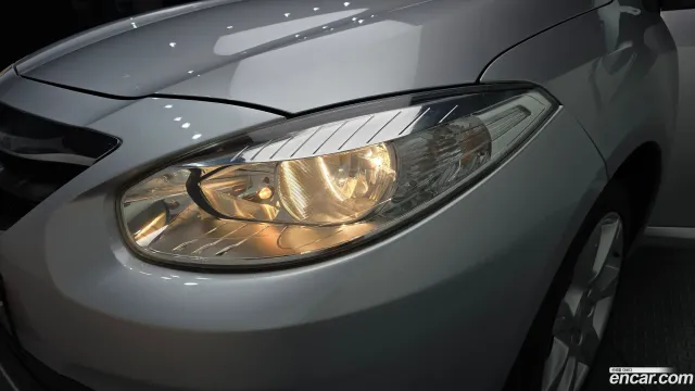 Renault SM3