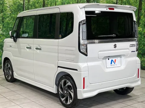 Suzuki Spacia Custom
