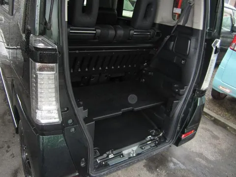 Honda N-BOX Plus Custom