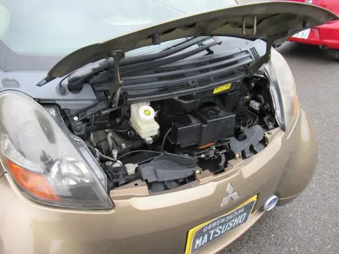 Mitsubishi I