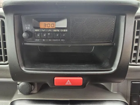 Mitsubishi Minicab Van