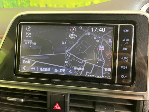 Toyota Sienta