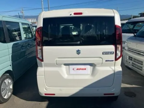Suzuki Spacia