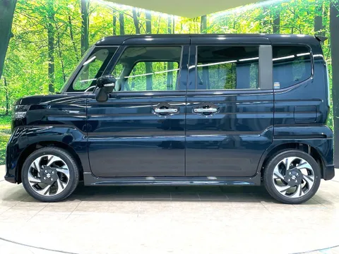 Suzuki Spacia Custom
