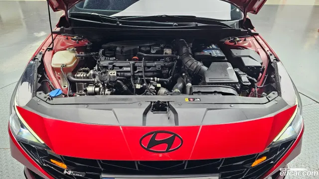 Hyundai Elantra (Avante)