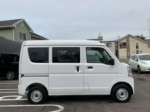 Nissan Clipper