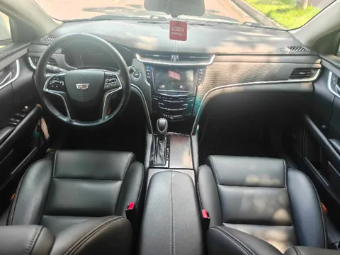 Cadillac XTS