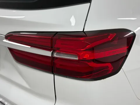 Roewe RX8