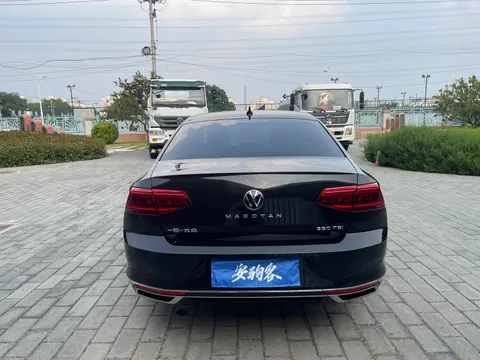 Volkswagen Magotan