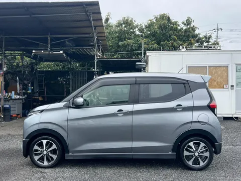 Mitsubishi eK X