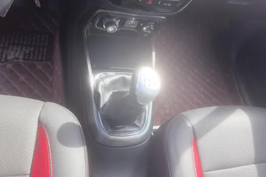 Changan CS15