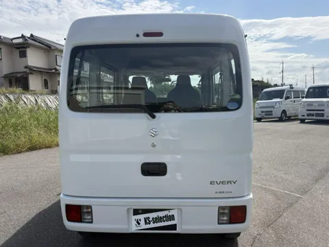 Suzuki Every