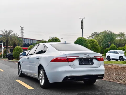 Jaguar XFL