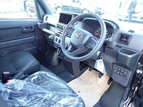 Toyota Pixis Van