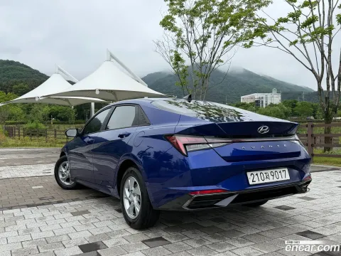 Hyundai Elantra (Avante)