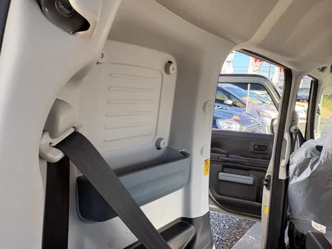 Suzuki Spacia Base
