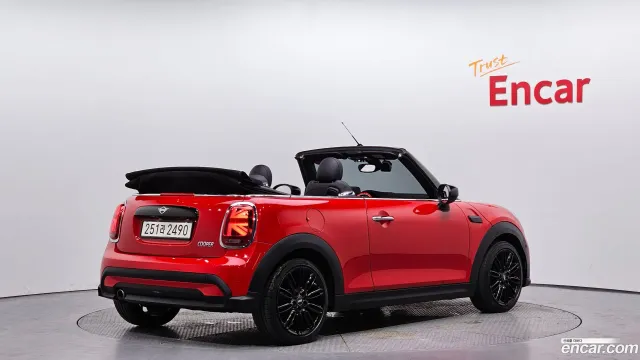 MINI Cooper Convertible