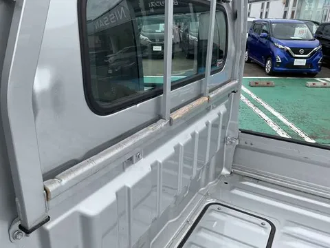 Nissan Clipper Truck