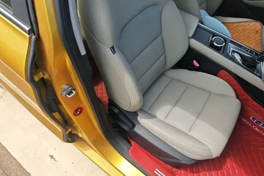 Geely Binray