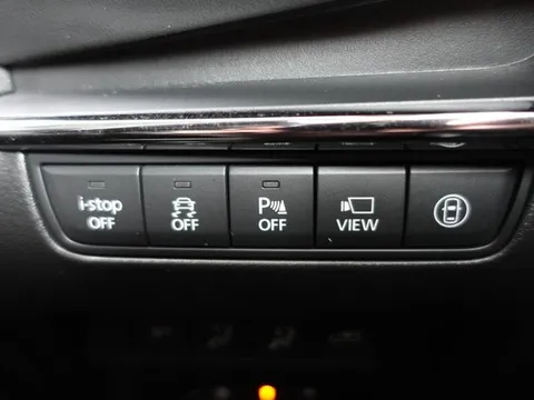 Mazda MAZDA3 Sedan